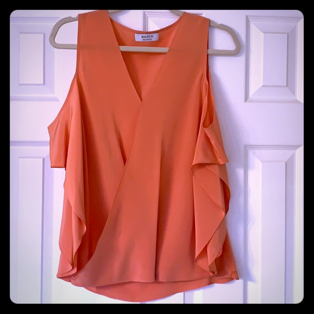 Bailey 44 Top